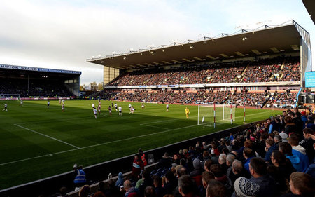 判扔掷物品 判扔掷物品